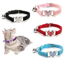 Factory Wholesale Heart Flocking Color Diamond Bell Cat Collar Pet Dog Collar